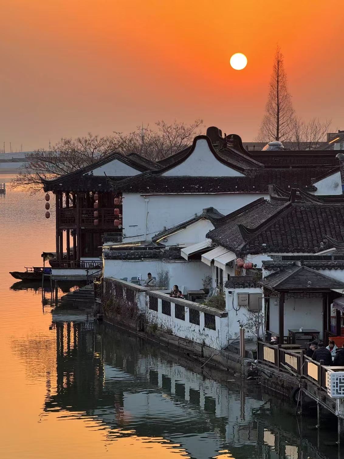 Zhujiajiao Ancient Town: A Day Trip to Shanghai’s Timeless Water Town