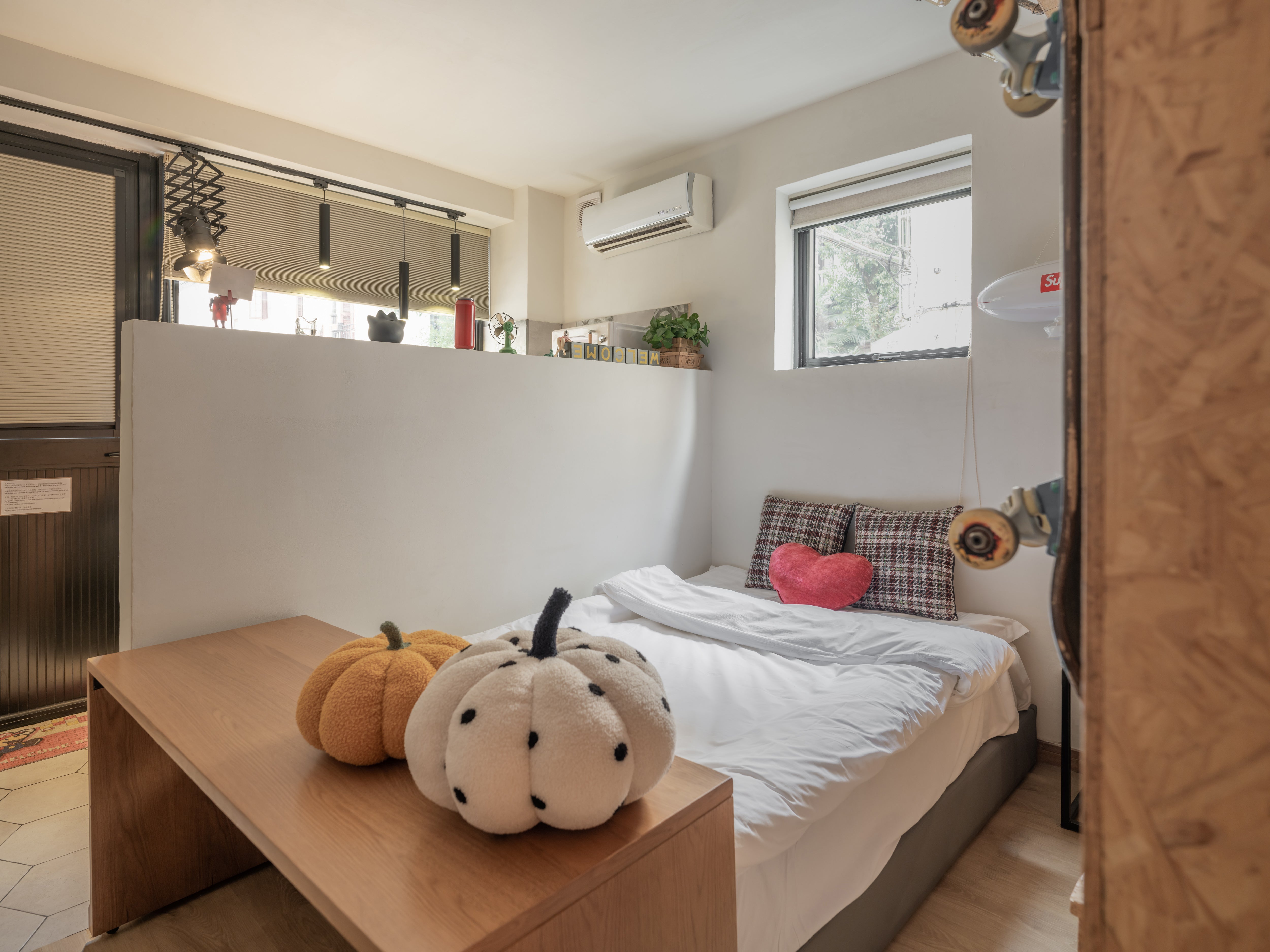 Shanghai Hills & Gefii After Party close to Metro line 2, 7 and 11