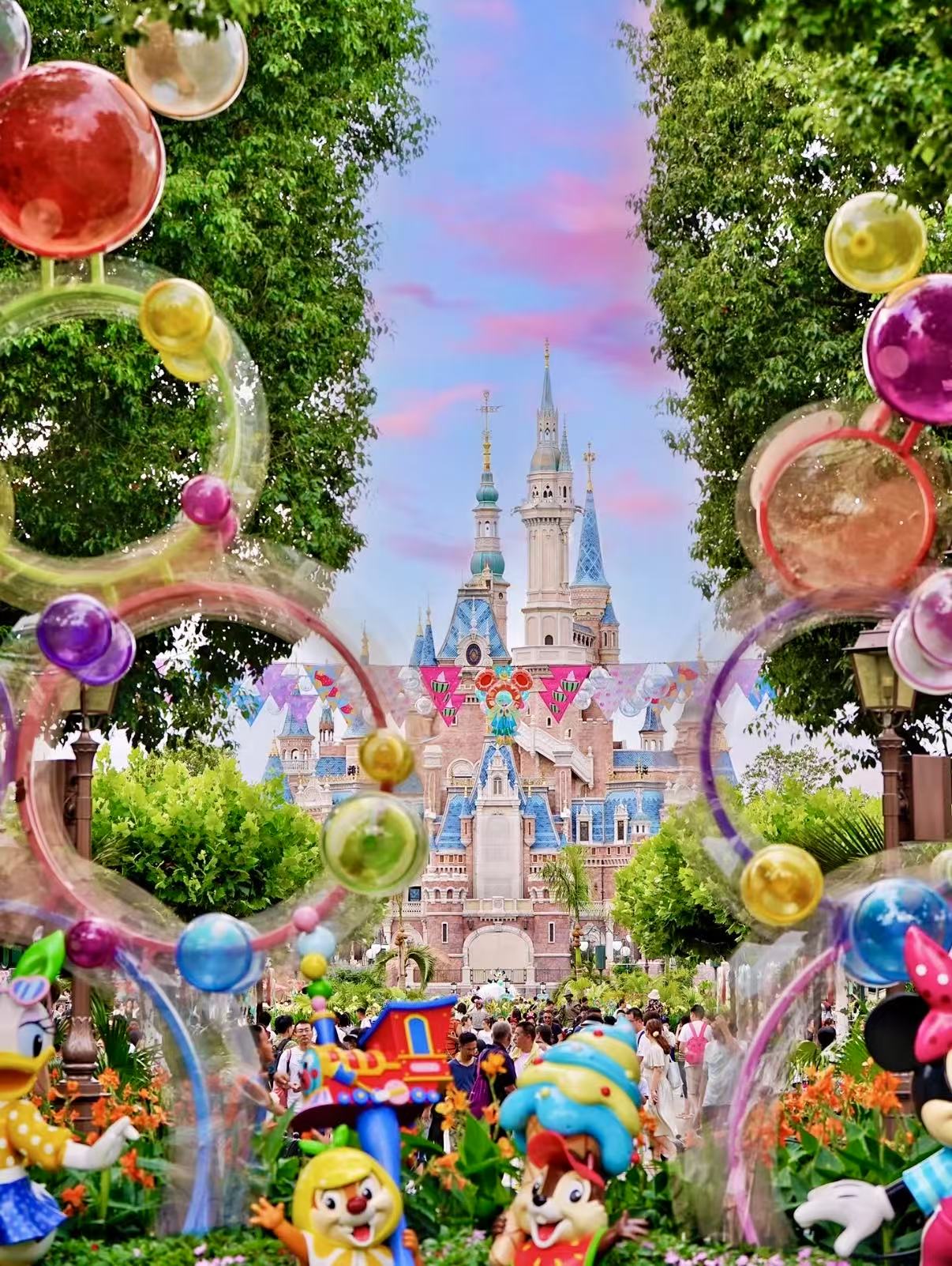 Shanghai Disneyland Deep Dive: A Magical Journey Beyond the Castle