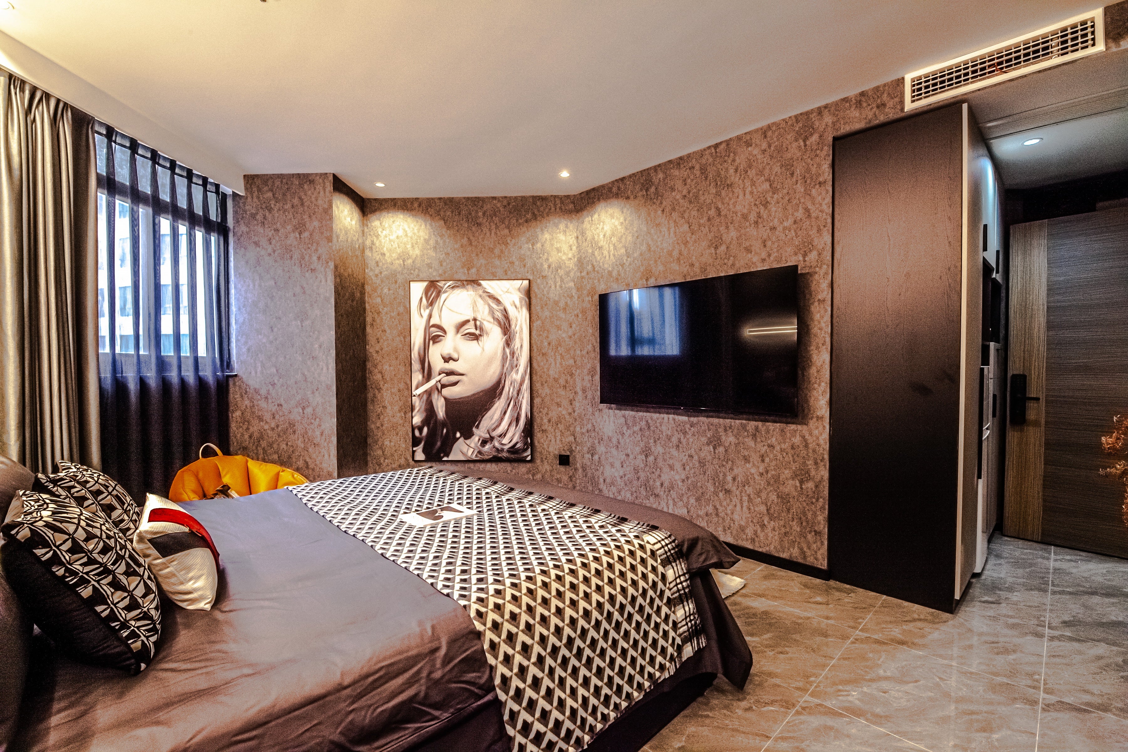 Shanghai Hills & Rais Apartment - 100-inch Projector - Near Nanjing Road-4