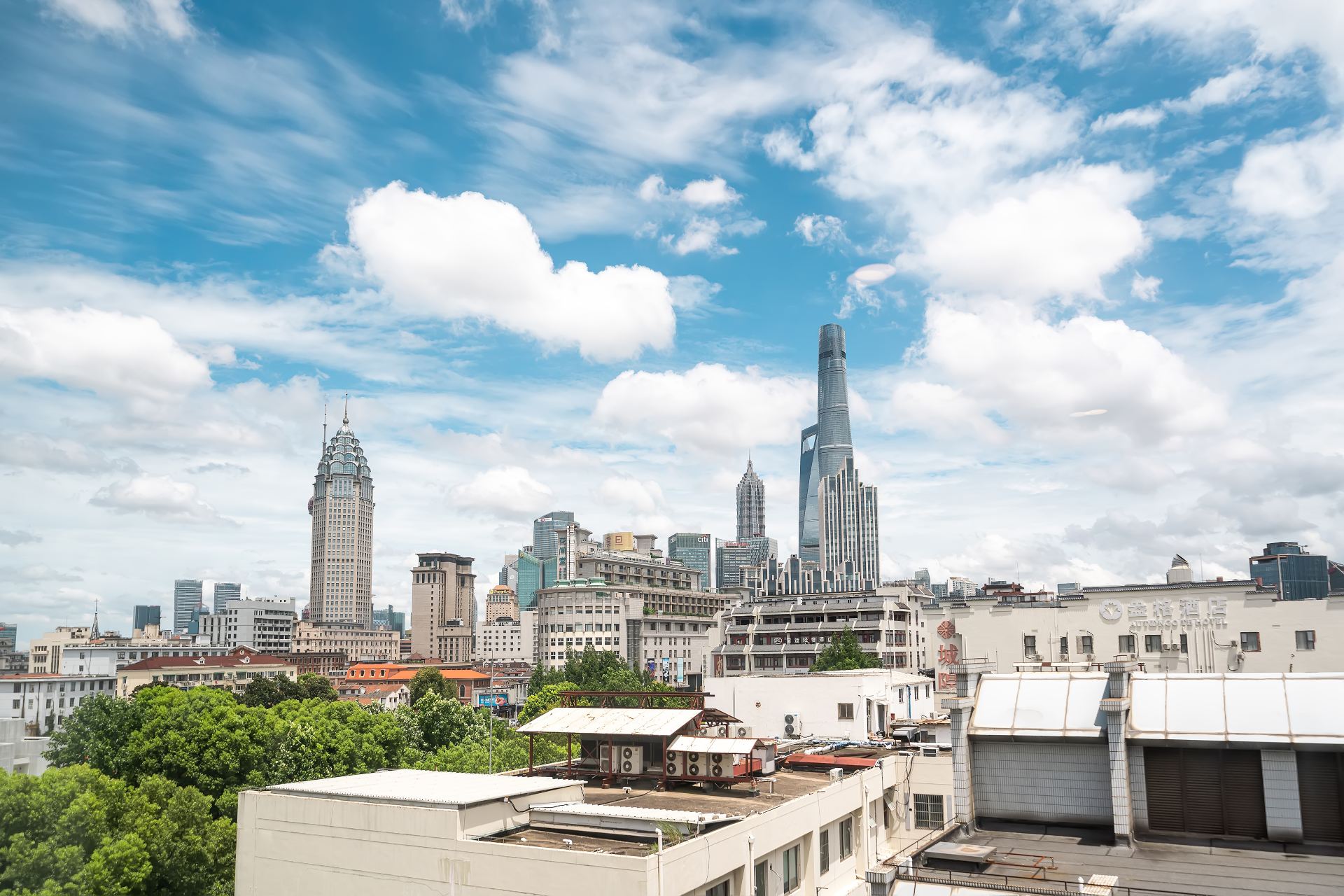Moxi Stunning City View Apt with Oriental Pearl ViewNear Yu Garden, the Bund & Metro Lines 10 and 14-3