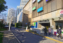 The Lanze Premium Furnished Apt 50 Meters from Metro Line 8 Steps from Fudan University-10