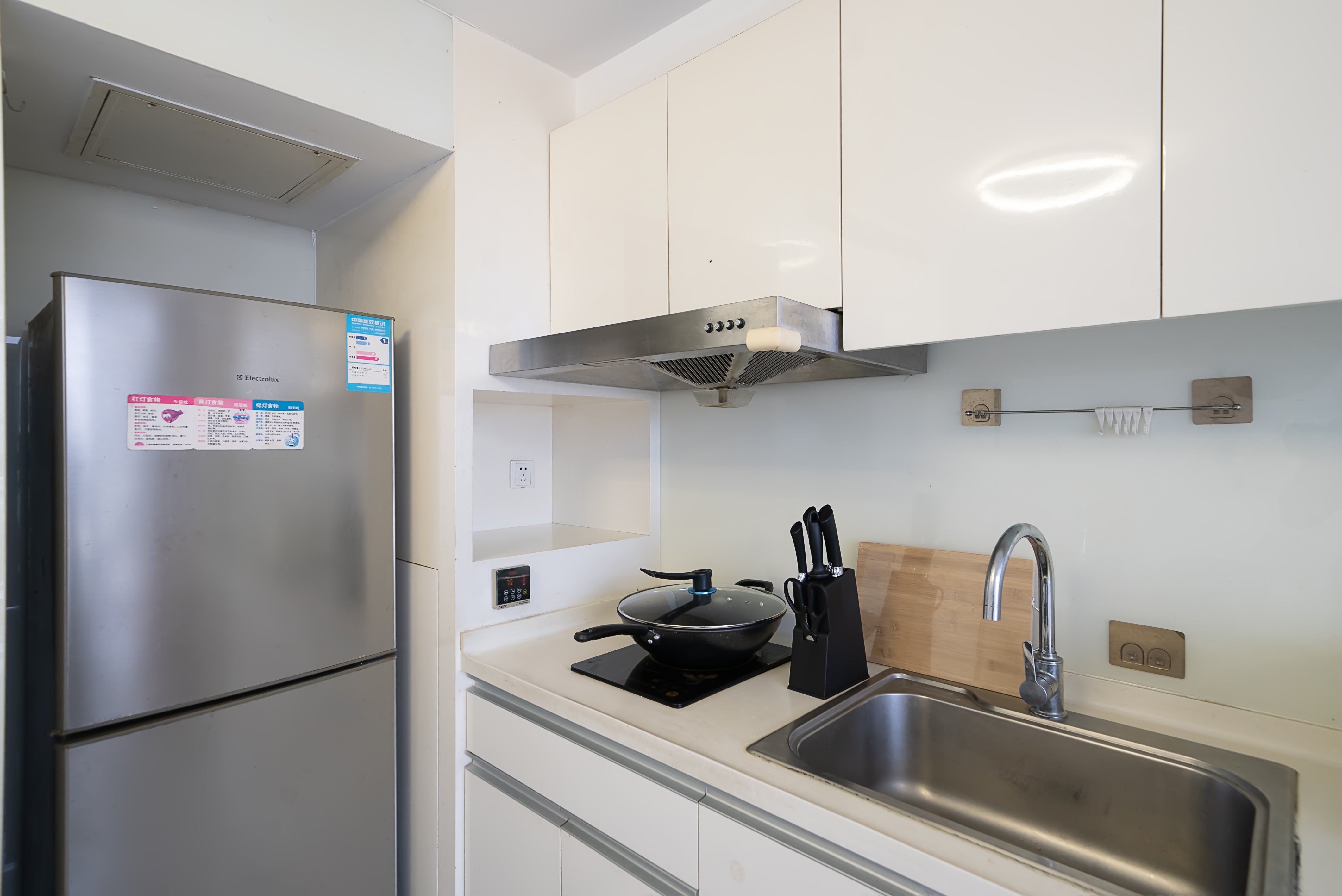 Shanghai Hills & Wanye Spacious Family Suites close to line 13-11