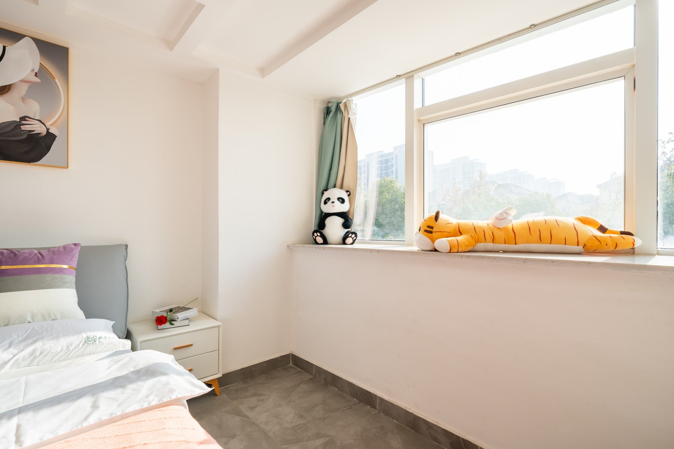 Shanghai Hills & Freshly Home Loft Retreat with 17&2 Line Access near NECC-9
