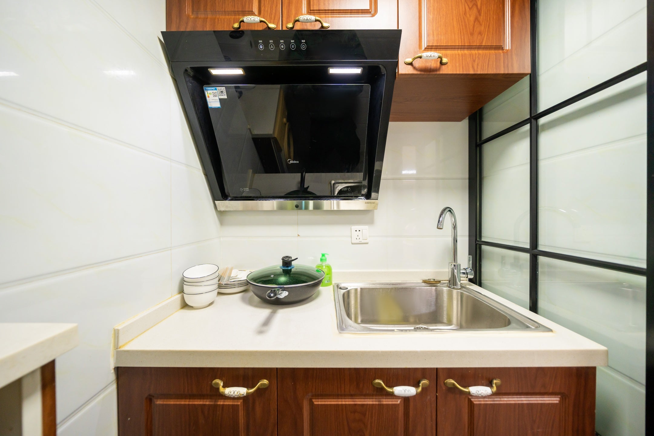Shanghai Hills & Freshly Home Loft Retreat with 17&2 Line Access near NECC-15