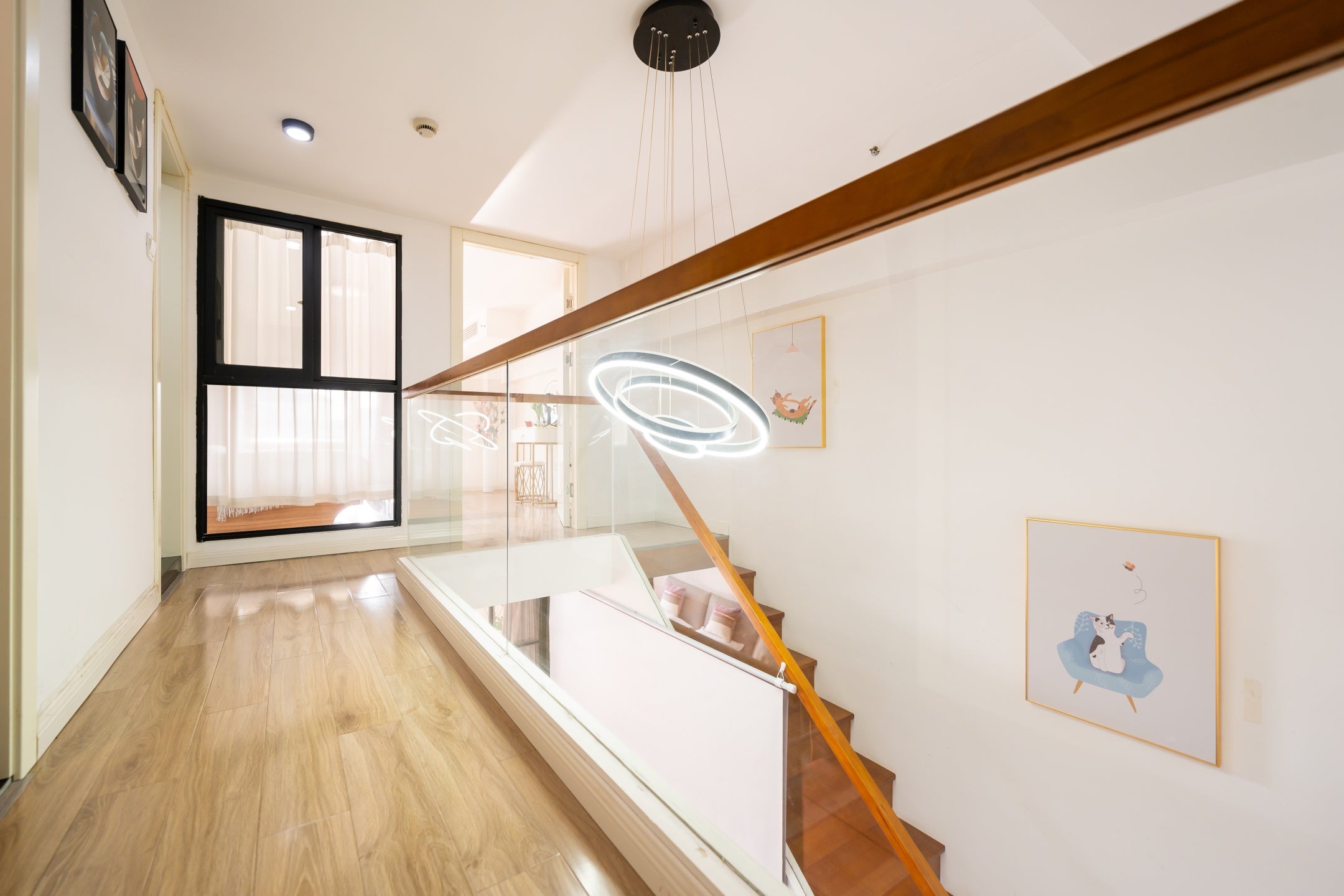 Shanghai Hills & Freshly Home Loft Retreat with 17&2 Line Access near NECC-16