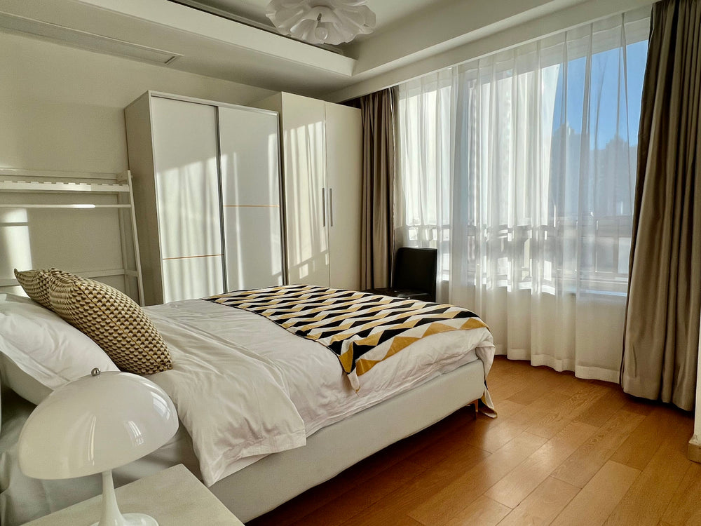 The Lanze Premium Furnished Apt 50 Meters from Metro Line 8 Steps from Fudan University-5