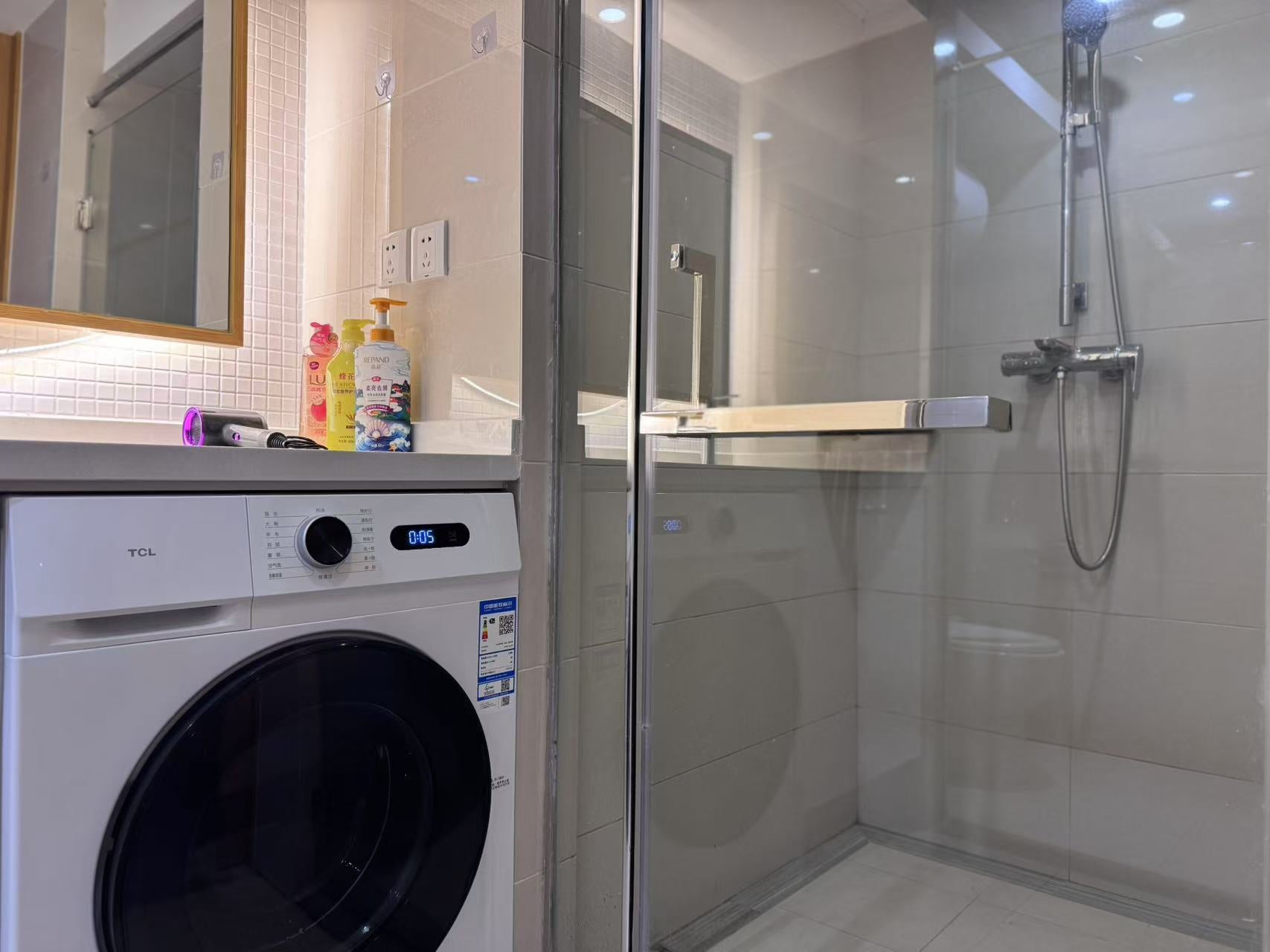 Shanghai Hills& Xu's Cozy Apartment,Lujiazui area,Line 689 and Near The Bund-9