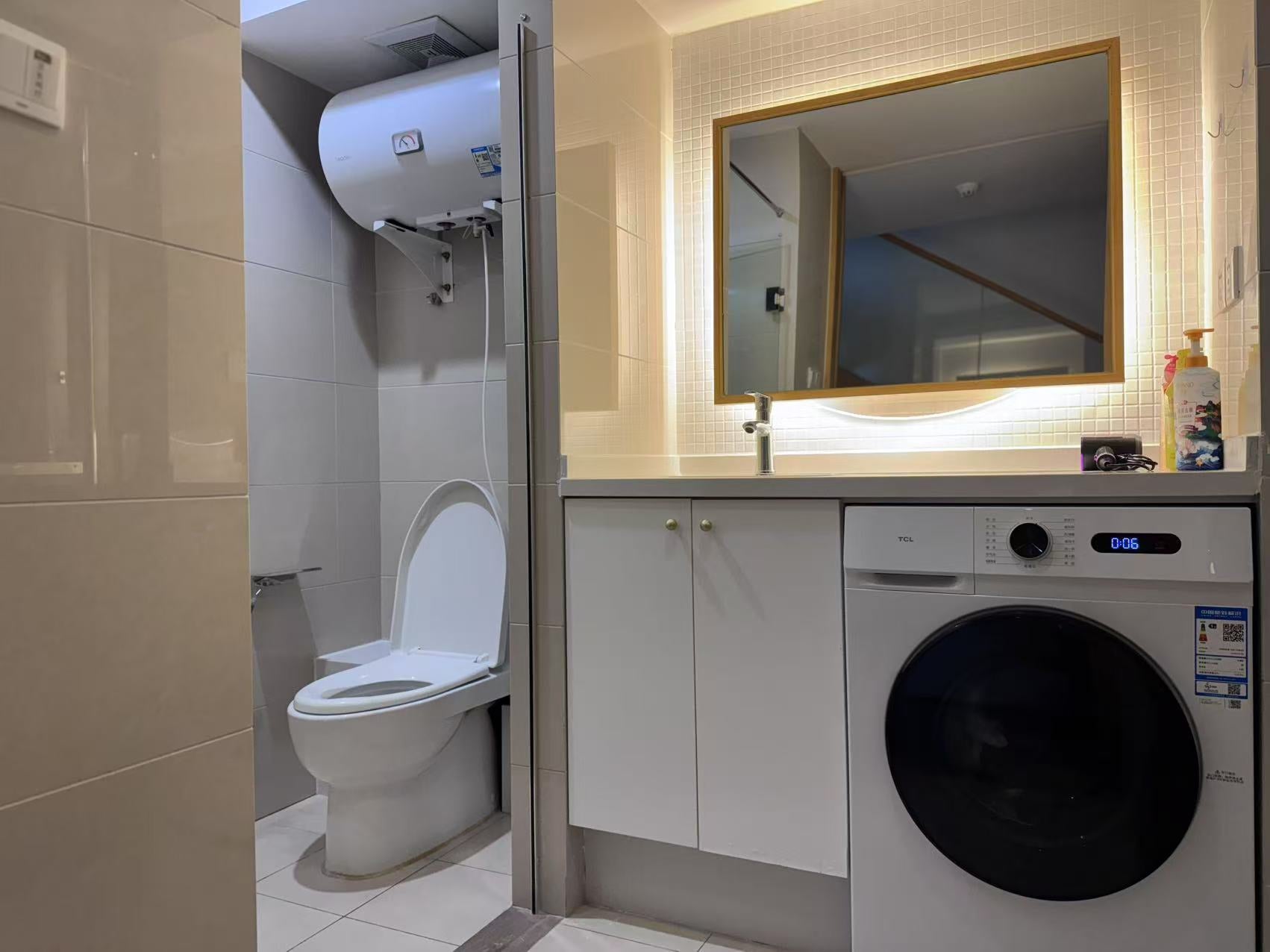 Shanghai Hills& Xu's Cozy Apartment,Lujiazui area,Line 689 and Near The Bund-8