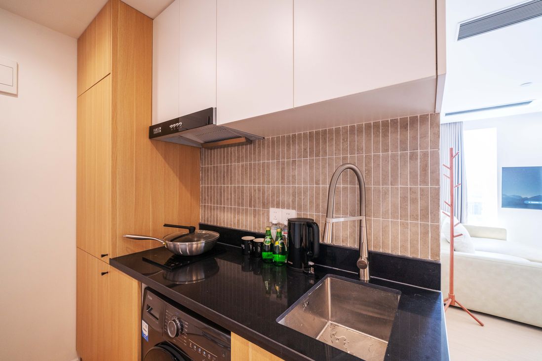 Shanghai Hills&FanStay close to Tianzifang Line 9-10