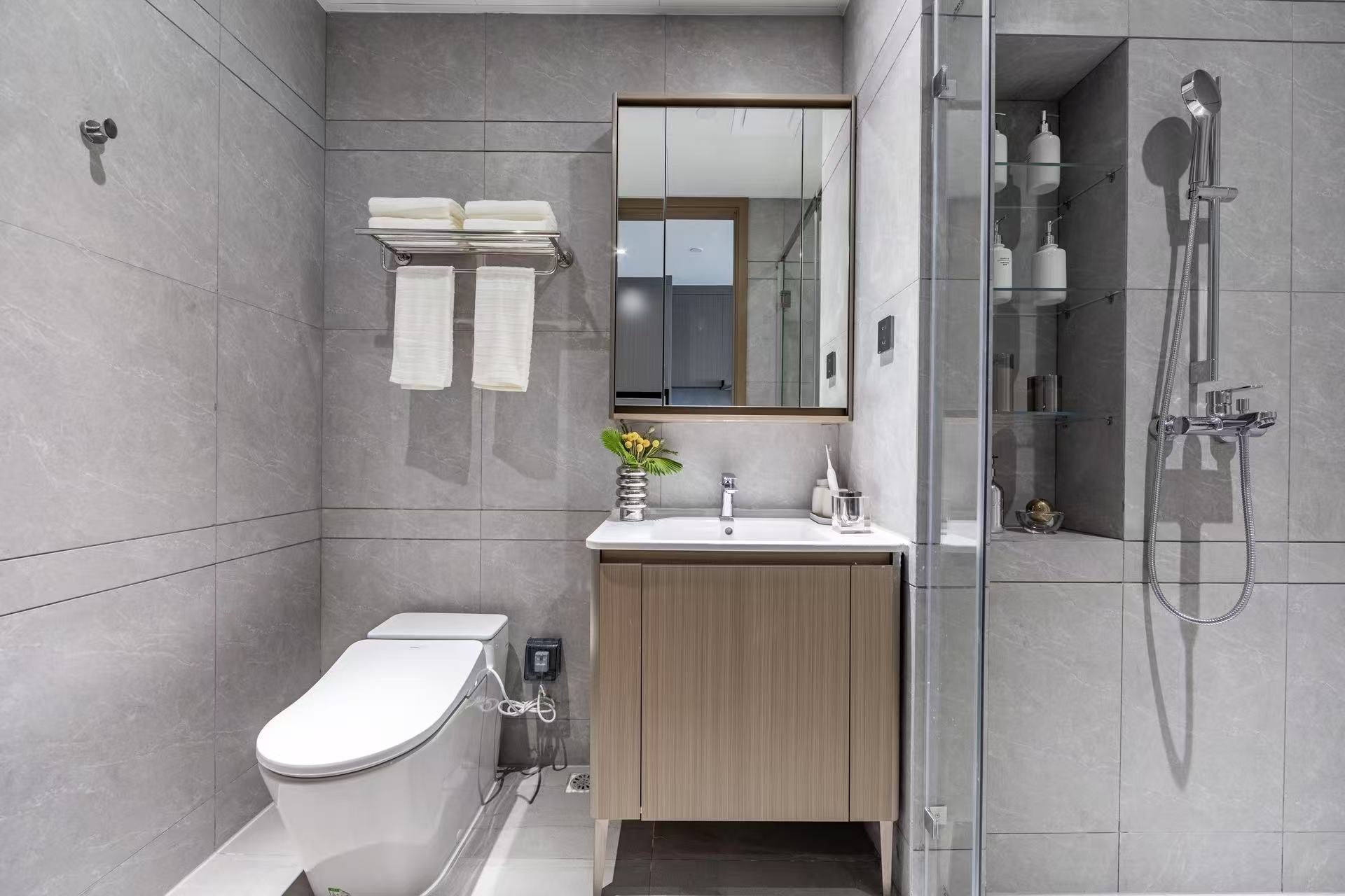 Fangyu Service Apartment Executive Studio (58 sqm)
