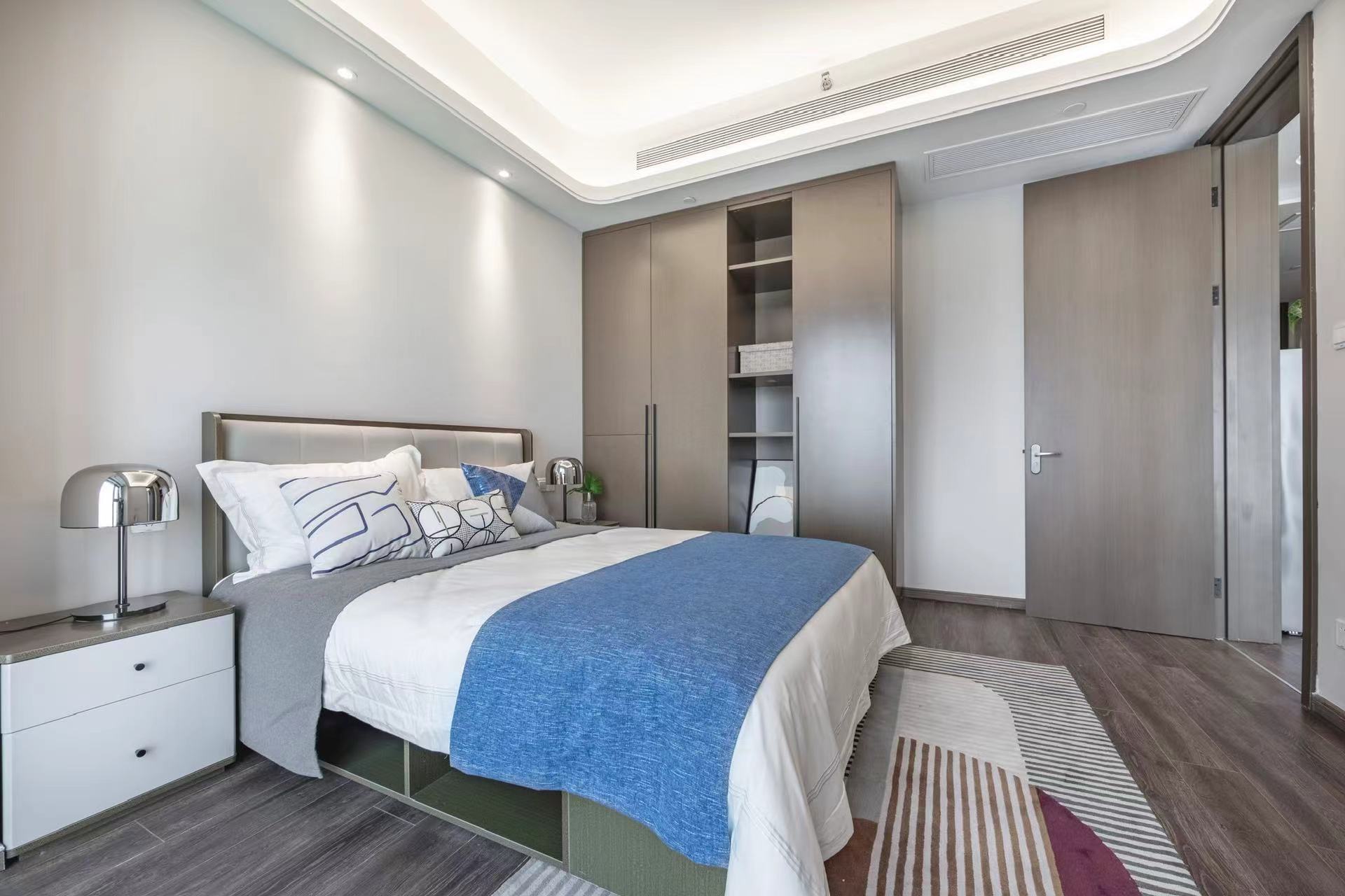 Fangyu Service Apartment Premier Suite(75 sqm)