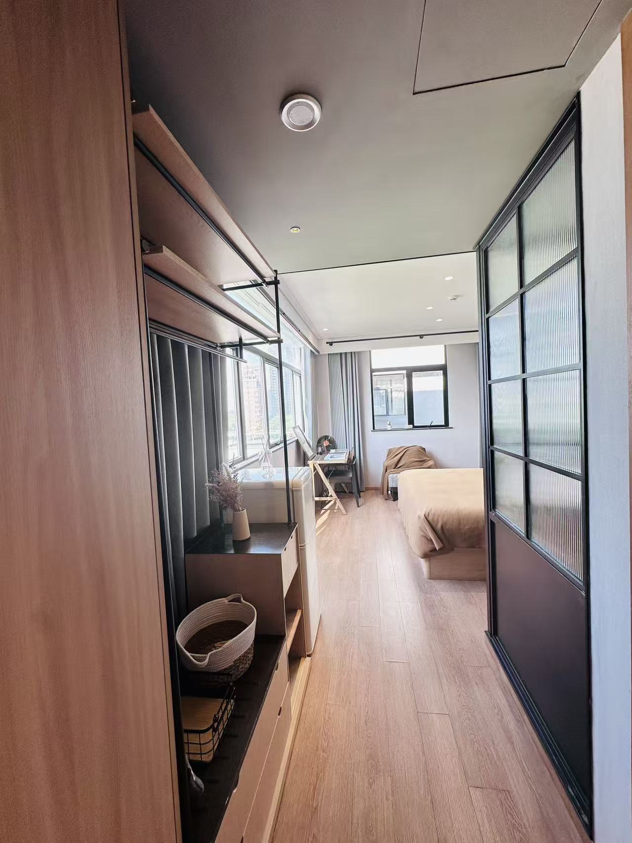 COZI Comfort Apartment 10/19 Deluxe Studio (42 sqm)