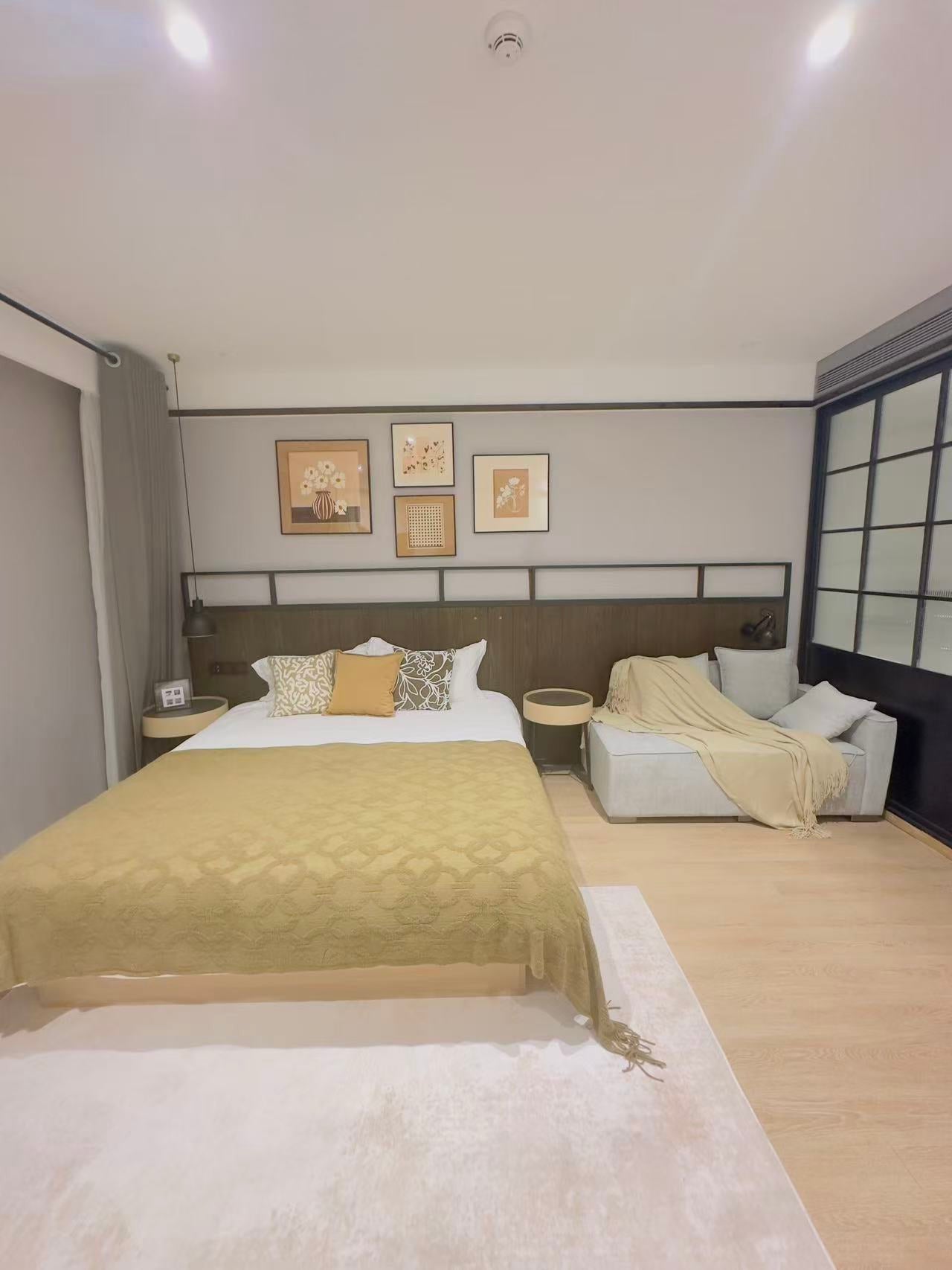 COZI Comfort Apartment 02 Deluxe One-Bedroom Suite (52 sqm)