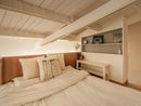 Shanghai Hills & Gefii Petite Terrace 2 rooms Family Downtown Suite close to Metro Line 2 Jing'an Temple