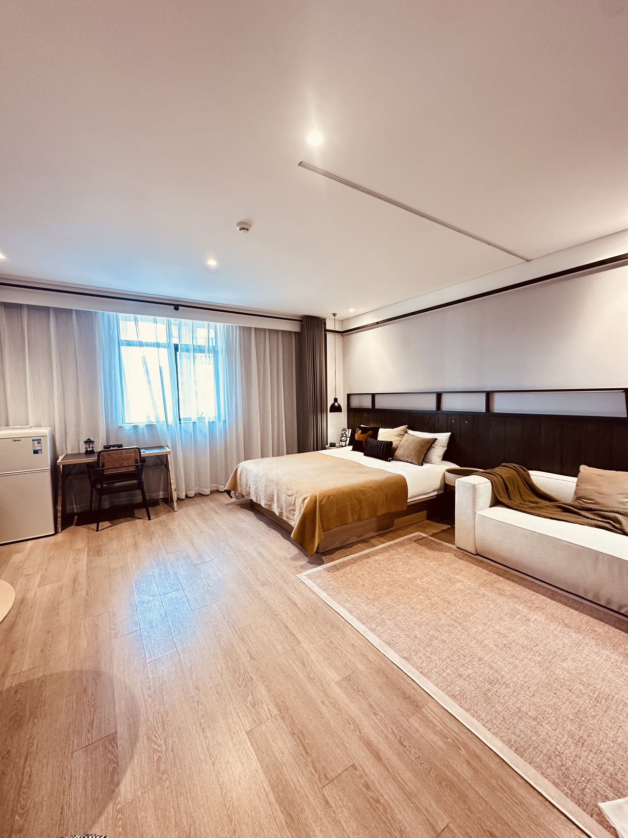 COZI Comfort Apartment 06/22 Deluxe One-Bedroom Suite (59 sqm)